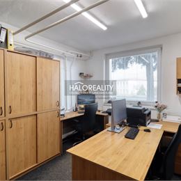 Predaj, administratívny priestor Vrbové - družstevný - EXKLUZÍVNE HALO REALITY
