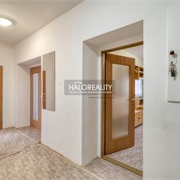 Predaj, trojizbový byt Trenčianske Bohuslavice, so záhradou a garážou - EXKLUZÍVNE HALO REALITY