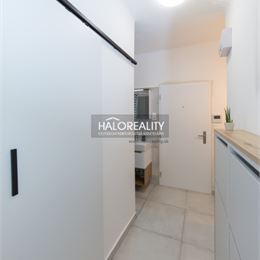 Predaj, garsónka Bratislava Nové Mesto, Pri Račianskom mýte - EXKLUZÍVNE HALO REALITY