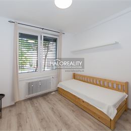 Predaj, garsónka Bratislava Nové Mesto, Pri Račianskom mýte - EXKLUZÍVNE HALO REALITY
