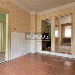 Predaj, rodinný dom Sľažany - EXKLUZÍVNE HALO REALITY