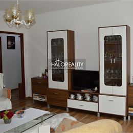 REZERVOVANÉ - Predaj, trojizbový byt Spišská Belá - ZNÍŽENÁ CENA - EXKLUZÍVNE HALO REALITY