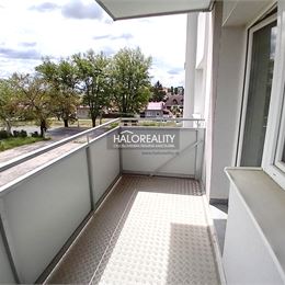 Predaj, dvojizbový byt Lučenec, priestranný s parkovacím miestom v cene - EXKLUZÍVNE HALO REALITY