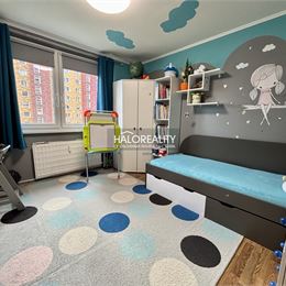 REZERVOVANÉ - Predaj, štvorizbový byt Rimavská Sobota - EXKLUZÍVNE HALO REALITY