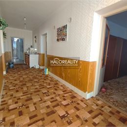 REZERVOVANÉ - Predaj, rodinný dom Černík, štvorizbový - EXKLUZÍVNE HALO REALITY