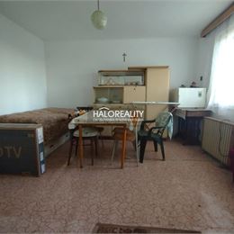 REZERVOVANÉ - Predaj, rodinný dom Černík, štvorizbový - EXKLUZÍVNE HALO REALITY