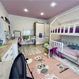 Predaj, trojizbový byt Lučenec, Ulica J.Vargu - EXKLUZÍVNE HALO REALITY