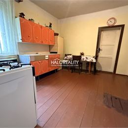 Predaj, rodinný dom Hul - EXKLUZÍVNE HALO REALITY