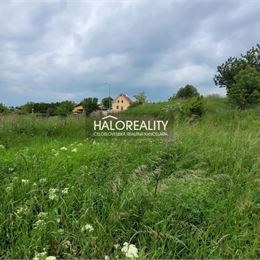 Predaj, pozemok pre rodinný dom 318 m² Nitra, s projektom RD a právoplatným stavebným povolením - EXKLUZÍVNE