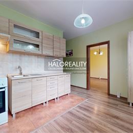 Predaj, trojizbový byt Rožňava, J. A. Komenského - EXKLUZÍVNE HALO REALITY