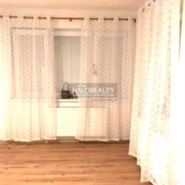 Predaj, trojizbový byt Nováky