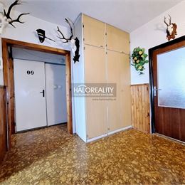 Predaj, trojizbový byt Prievidza, Sídlisko Zapotôčky, J. Roháča - EXKLUZÍVNE HALO REALITY
