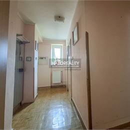 Predaj, dvojizbový byt Madunice, výmera 67 m², so záhradkou - EXKLUZÍVNE HALO REALITY