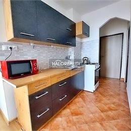 Predaj, trojizbový byt Levice
