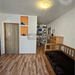 REZERVOVANÉ - Predaj, dvojizbový byt Banská Štiavnica - EXKLUZÍVNE HALO REALITY