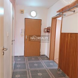 Predaj, trojizbový byt Trebišov, Ternavská SKVELÁ CENA - ZNÍŽENÁ CENA - EXKLUZÍVNE HALO REALITY