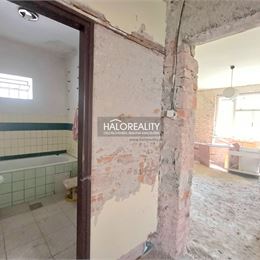 REZERVOVANÉ - Predaj, rodinný dom Dubové, Dubové - EXKLUZÍVNE HALO REALITY