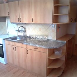 Predaj, dvojizbový byt Prievidza