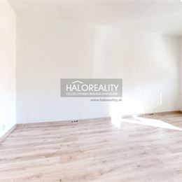 Predaj, trojizbový družstevný byt Lučenec, Vajanského - ZNÍŽENÁ CENA - EXKLUZÍVNE HALO REALITY