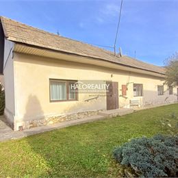 Predaj, rodinný dom Ráztočno, pozemok 644m² - ZNÍŽENÁ CENA - EXKLUZÍVNE HALO REALITY