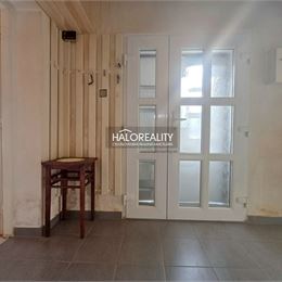 Predaj, rodinný dom Ráztočno, pozemok 644m² - ZNÍŽENÁ CENA - EXKLUZÍVNE HALO REALITY