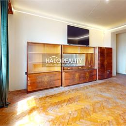 Predaj, trojizbový byt Lučenec, centrum - EXKLUZÍVNE HALO REALITY