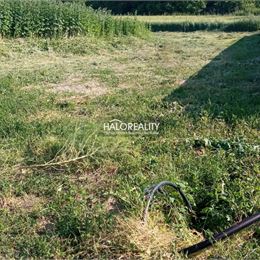Predaj, pozemok pre rodinný dom 890 m² Krakovany