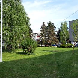 Predaj, dvojizbový byt Žiar nad Hronom, centrum s balkónom