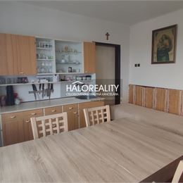 Predaj, rodinný dom Orešany - ZNÍŽENÁ CENA
