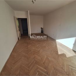 Predaj, dvojizbový byt Prievidza