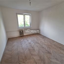 Predaj, dvojizbový byt Prievidza