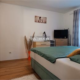 REZERVOVANÉ - Predaj, dvojizbový byt Trebišov, SKVELÁ PONUKA - EXKLUZÍVNE HALO REALITY
