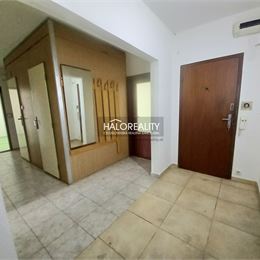 Predaj, štvorizbový byt Brezová pod Bradlom - ZNÍŽENÁ CENA