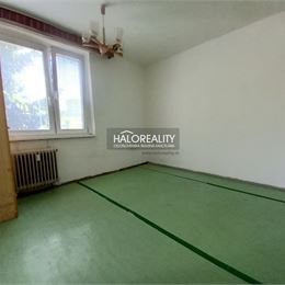 Predaj, štvorizbový byt Brezová pod Bradlom - ZNÍŽENÁ CENA