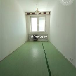 Predaj, štvorizbový byt Brezová pod Bradlom - ZNÍŽENÁ CENA