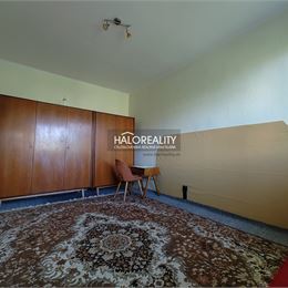 Predaj, trojizbový byt Štúrovo