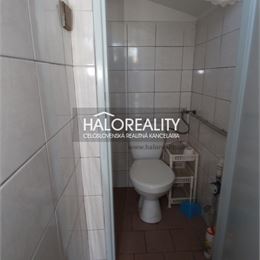 Predaj, obchodný priestor Galanta, blízko centra - ZNÍŽENÁ CENA - EXKLUZÍVNE HALO REALITY