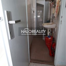 Predaj, obchodný priestor Galanta, blízko centra - ZNÍŽENÁ CENA - EXKLUZÍVNE HALO REALITY