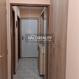 REZERVOVANÉ - Predaj, dvojizbový byt Bánovce nad Bebravou, Centrum - ZNÍŽENÁ CENA - EXKLUZÍVNE HALO REALITY
