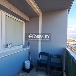REZERVOVANÉ - Predaj, dvojizbový byt Bánovce nad Bebravou, Centrum - ZNÍŽENÁ CENA - EXKLUZÍVNE HALO REALITY