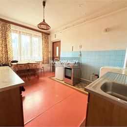 Predaj, rodinný dom Kmeťovo, 3-izbový - EXKLUZÍVNE HALO REALITY