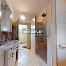 Predaj, rodinný dom Muráň - ZNÍŽENÁ CENA - EXKLUZÍVNE HALO REALITY