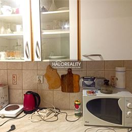 Predaj, chalupa Budmerice, PRIEHRADA - ZNÍŽENÁ CENA - EXKLUZÍVNE HALO REALITY