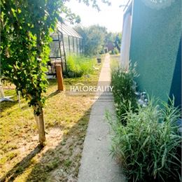Predaj, záhradný pozemok 329 m² Bratislava Ružinov, + záhradný domček
