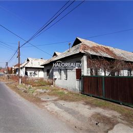 Predaj, rodinný dom Stredné Plachtince - EXKLUZÍVNE HALO REALITY