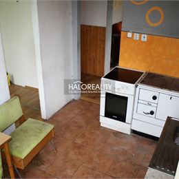 REZERVOVANÉ - Predaj, trojizbový byt Partizánska Ľupča - ZNÍŽENÁ CENA