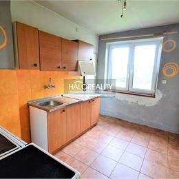 REZERVOVANÉ - Predaj, trojizbový byt Partizánska Ľupča - ZNÍŽENÁ CENA