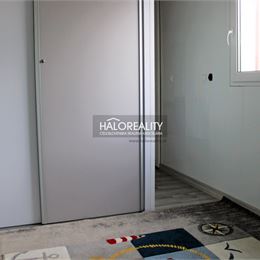Predaj, rodinný dom Nové Zámky, mobilný dom trojizbový 46 m²