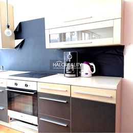 Predaj, trojizbový byt Handlová, Centrum, rozloha 142m² - ZNÍŽENÁ CENA - EXKLUZÍVNE HALO REALITY