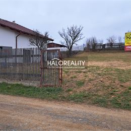 REZERVOVANÉ - Predaj, pozemok pre rodinný dom 653 m² Tvarožná - EXKLUZÍVNE HALO REALITY